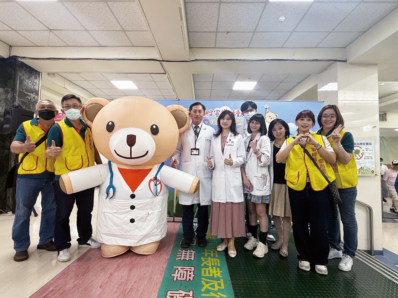 6月23日在汀州院區辦理器官捐贈同意註記愛心簽卡活動